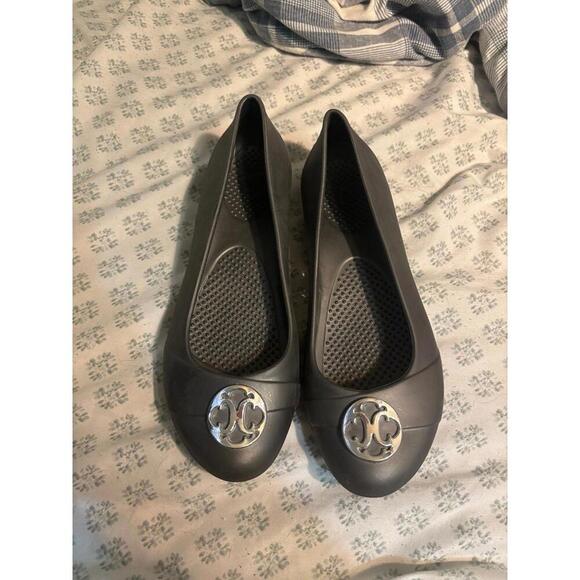 CROCS Shoes - Crocs Medallion Flats Size 9